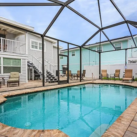 230 Palermo Cir Home